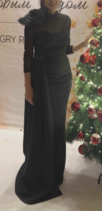 Продам вечерние платья