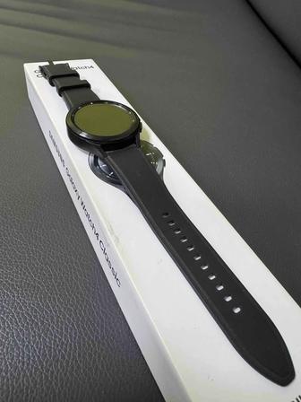 Продаю смарт часы galaxy watch4 classic