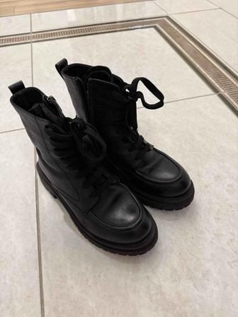 Зимние кожаные ботинки