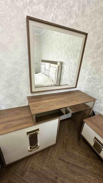 Продам спальный гарнитур