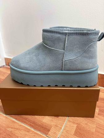 Продам женские угги