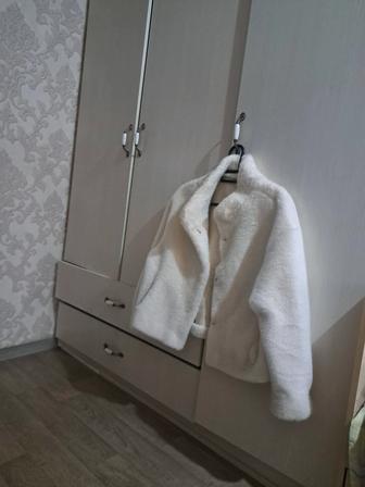 Продам Шубу Женскую