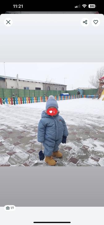 Продается зимний комбез. Размер 80. Носили 1 сезон.