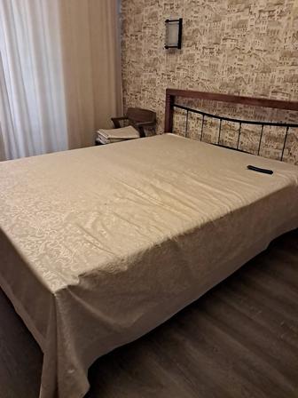 Продам кровать двуспальную Таиланд