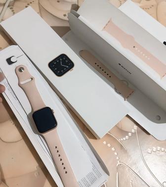 В идеальном состоянии Apple Watch SE 40mm