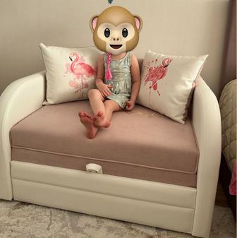 Продам детский диван