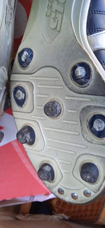 Футбольные бутцы