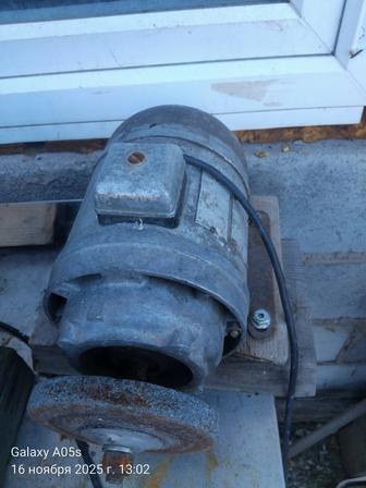 Станок точильный