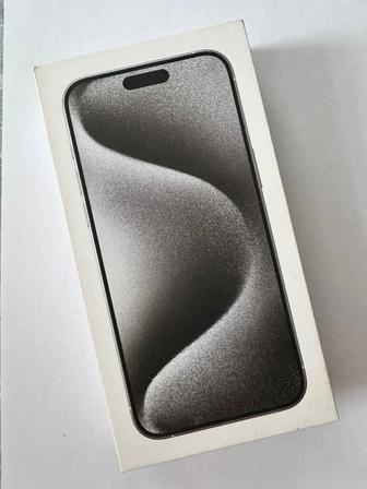 Продам Айфон 15 про max 256 память