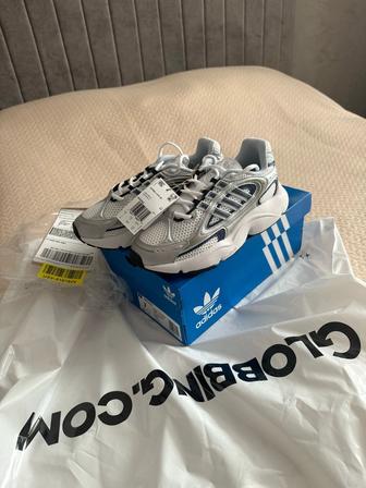 Кроссовки Adidas Ozmillen