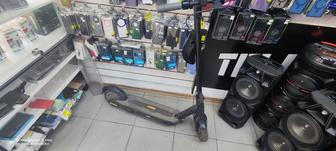 Продам электросамокат