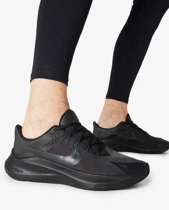 Кроссовки Nike