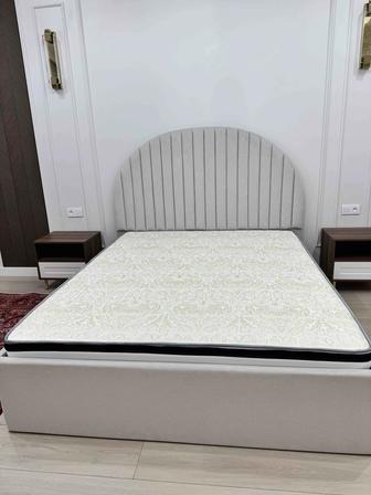 Новая двухспальная кровать 1.60х2 м без матраса
