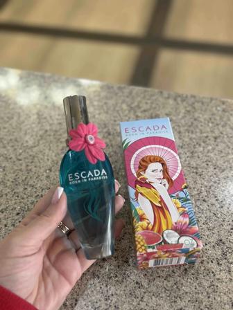 Продам парфюм Escada Born in Paradise 50 ml