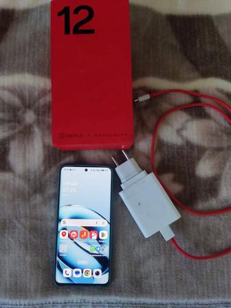 OnePlus 12 (16/512)