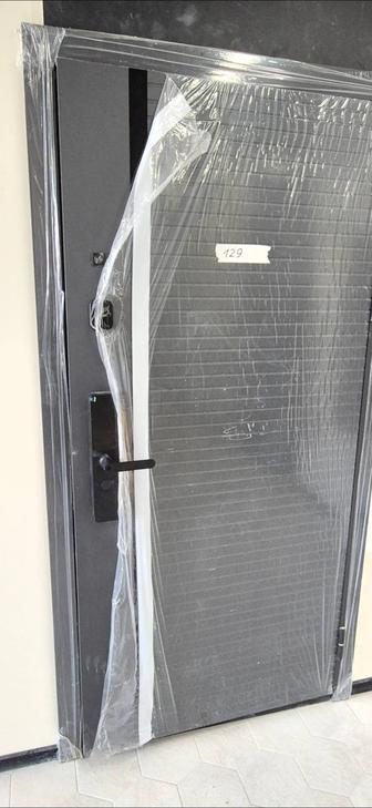 Входные двери .