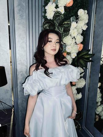 платья вечерние