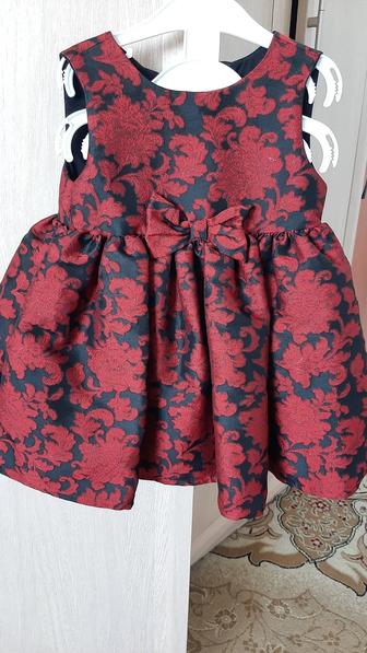 Срочно продам детское бальное платье в отличном состоянии