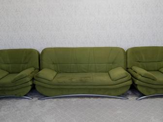 Продажа диван и 2 кресла