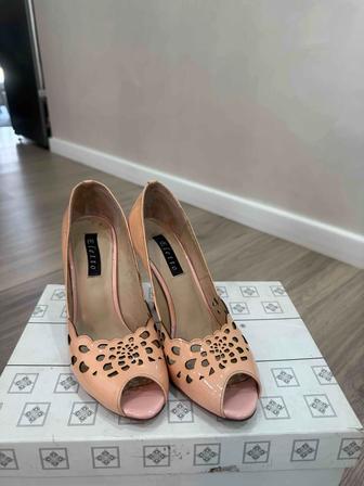 Продам туфли