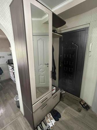 Продам прихожку б/у.