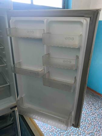 Холодильник LG