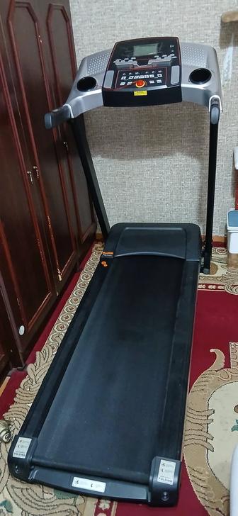 Продам беговую дорожку