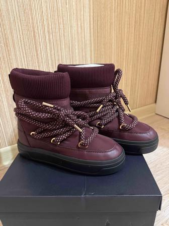 обувь от бренда Томми