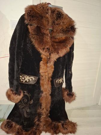 Продам дубленку от итальянского бренда Ferrucci почти новый