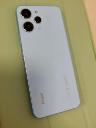 Redmi 12 на 256 Гигабайт