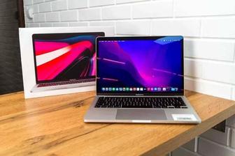 Macbook Pro 13. M1. 8/256 ГБ. Магазин Red Geek