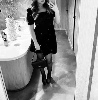 Черное платье