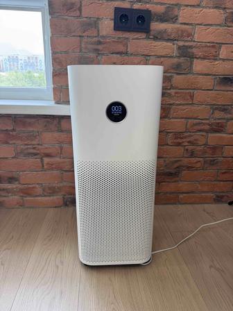 Продам очиститель воздуха Xiaomi Air Purifier 4 Pro
