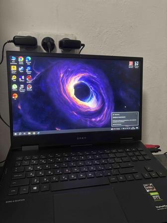Продаю игровой ноутбук Hp Omen 15
