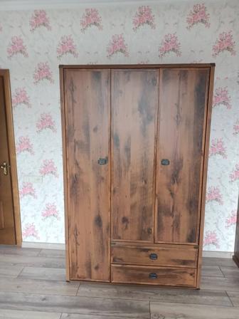 продам шкаф