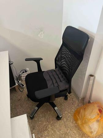 Офисное/игровое кресло