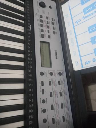 Продам синтезатор Yamaha