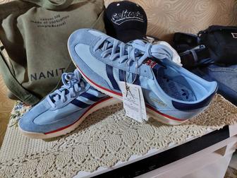 Кроссовки,,adidas,,