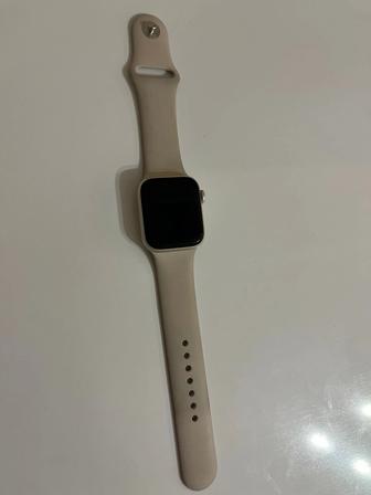 Продаются Apple Watch SE