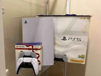 PlayStation5,с двумя джойстиками,дисковод есть