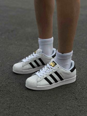 Adidas SuperStar