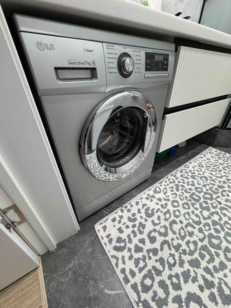 Продам стиральную машину 7 кг