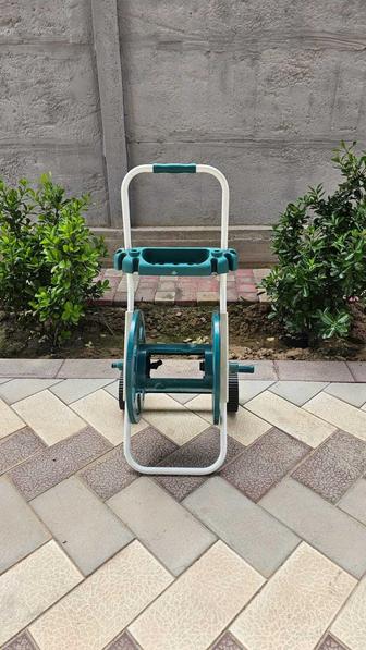 Продаю катушку для шланга