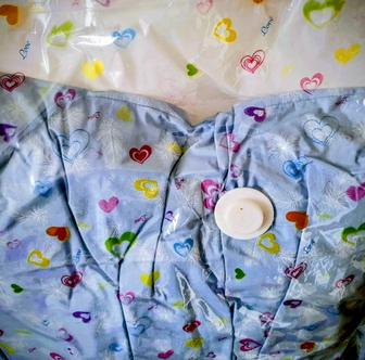 Две перьевые подушки новые непользованные 60 х 40