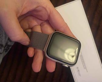 Apple Watch 2023 SE 44mm