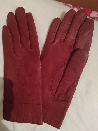 Перчатки женские