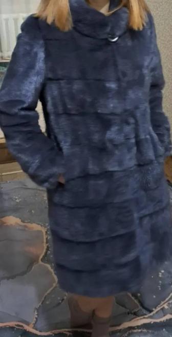 Продам срочно можно в рассрочку шубу норковую