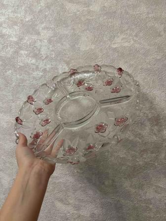 Продам посуда менажница