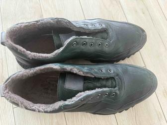 Продам мужские ботинки