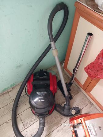 Пылесосы PHILIPS и SAMSUNG
